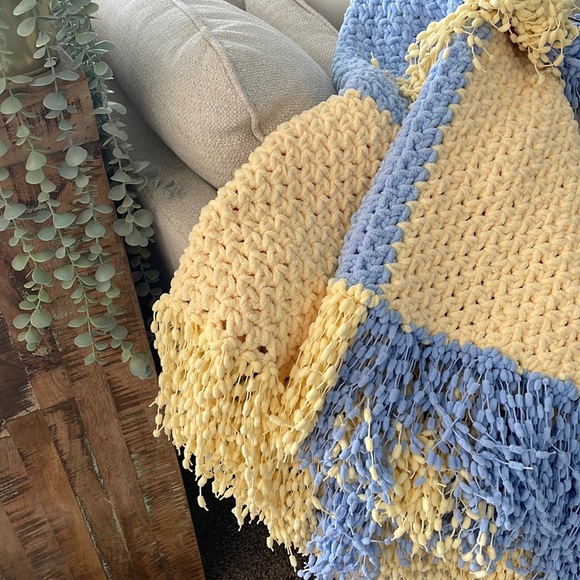 Other - Handmade chunky knitted, fringe blanket/throw. Soft yellow, blue 35”x50”